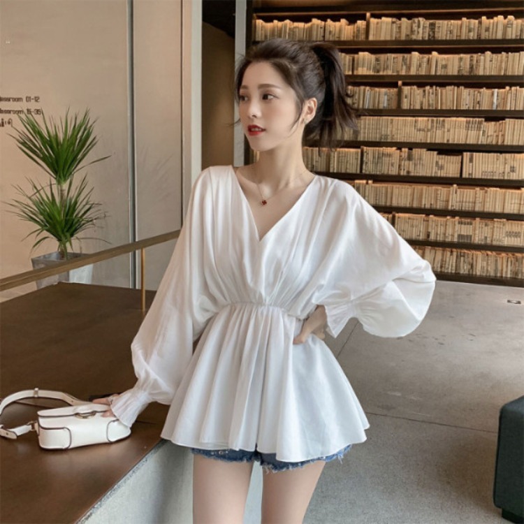 Autumn new Korean style V-neck lantern sleeve waist white casual shirt women's niche design top