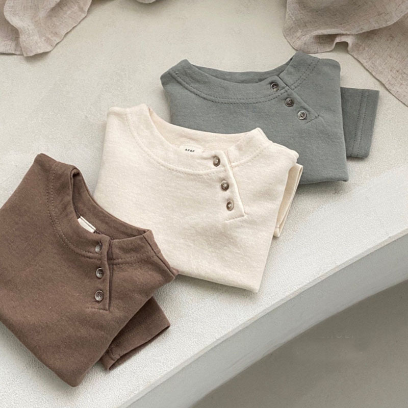Korean version of ins spring and autumn newborn baby simple cotton casual long-sleeved T-shirt infant and toddler baby spring open button bottoming shirt