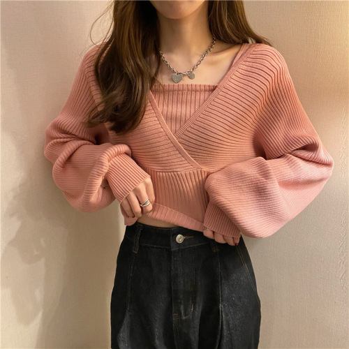 French gentle style fake two-piece suspender knitted long-sleeved women's early autumn off-shoulder clavicle niche short style sweater