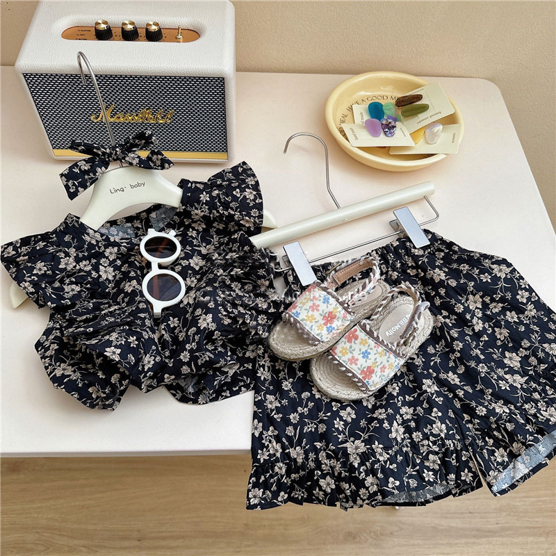 Girls floral suit summer new little girl flying sleeve baby doll sweater baby shorts two-piece set 95031