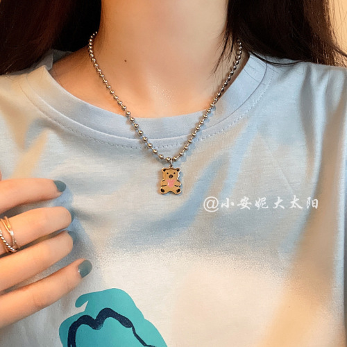 Cute bear necklace for women, simple and versatile, retro cartoon ball chain, niche ins trendy design clavicle chain