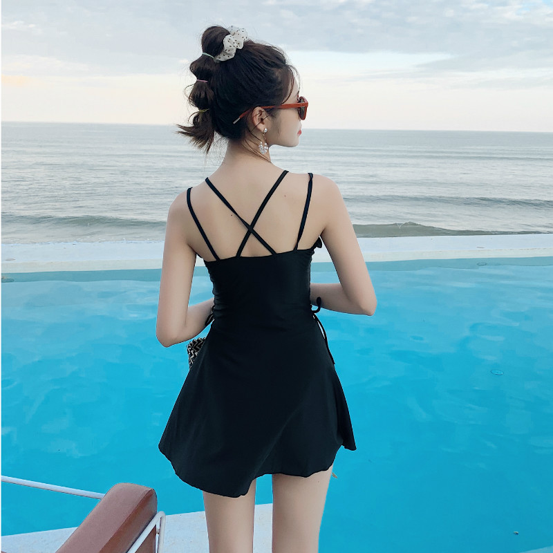 New Shedaifei good quality, comfortable, fashionable, fresh, elegant, plain color, simple temperament, one-piece skirt, swimsuit, swimsuit