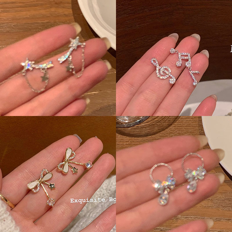 Temperament Star Earrings New Year's Trendy Versatile Niche Design Earrings Women's Ear Accessories