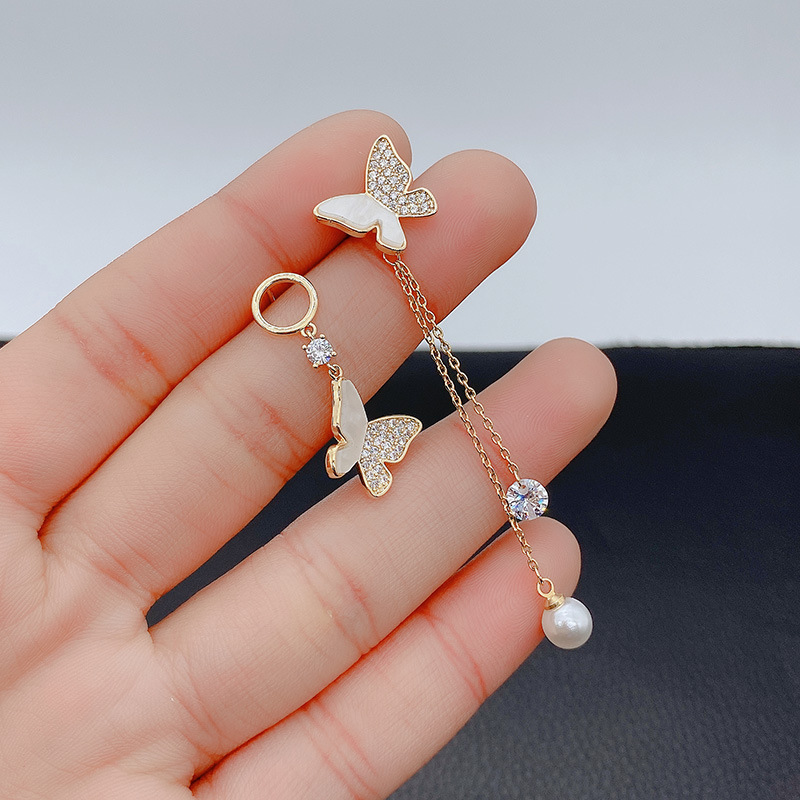 Asymmetric butterfly earrings, high-end niche design, temperament earrings, autumn and winter new Korean style student earrings