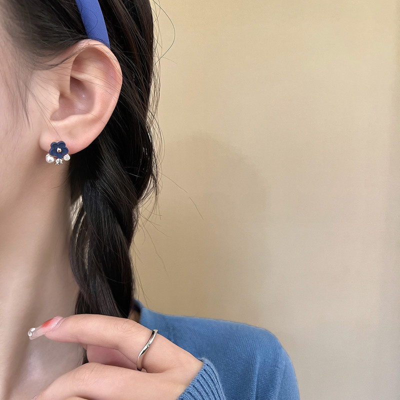 Retro French blue flower pearl earrings for women summer earrings new trendy cold style simple earrings