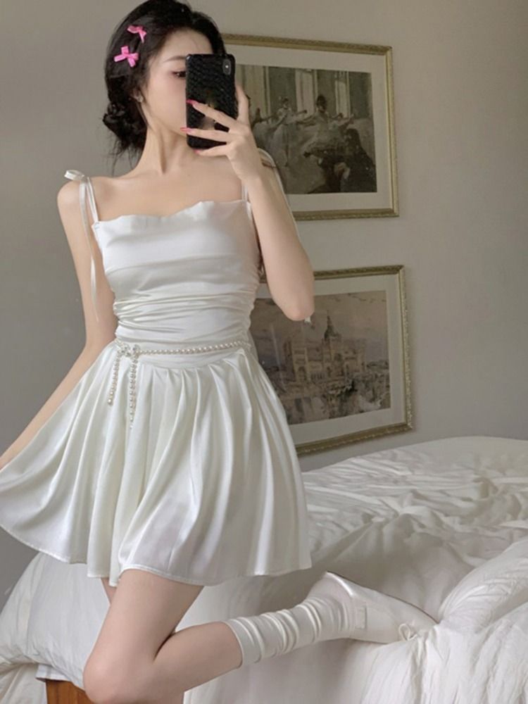 White pleated suspender dress for women, summer new style, high-end fluffy skirt, pure desire, waist-cinching short skirt, pleated skirt