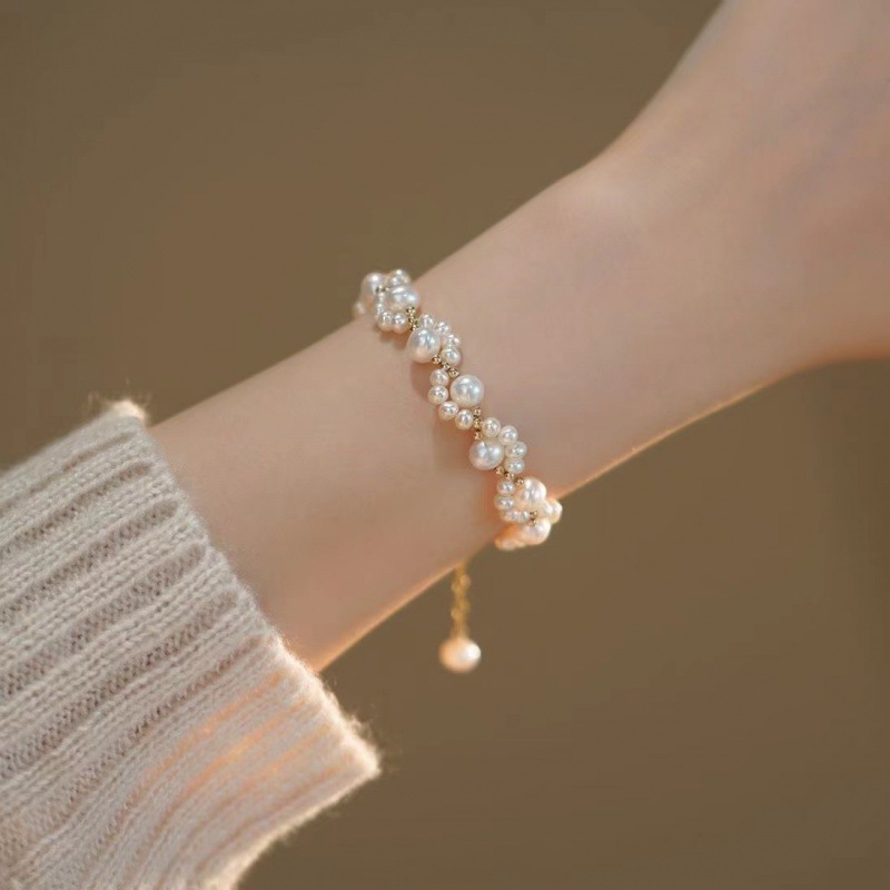 Japanese and Korean kitten claw imitation pearl light luxury temperament Internet celebrity trendy bracelet female gift niche design gentle gift for best friends