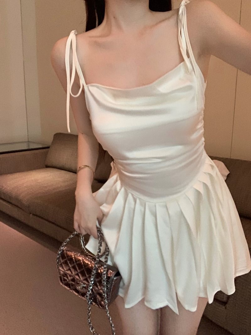 High-end pure lust style suspender dress for women summer white pleated skirt strappy satin A-line temperament skirt