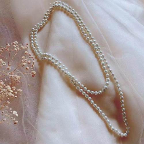 Star's same style pearl necklace, versatile multi-layered sweater chain, elegant and noble long necklace for women, double layered chain