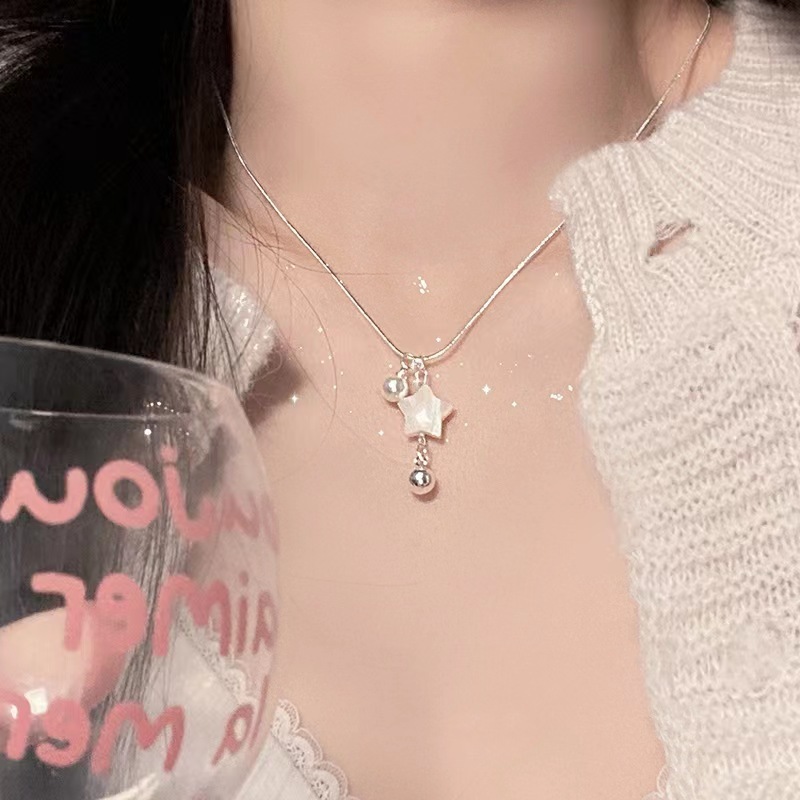 ins trendy Korean style five-pointed star shell pearl necklace feminine and versatile simple niche design clavicle chain