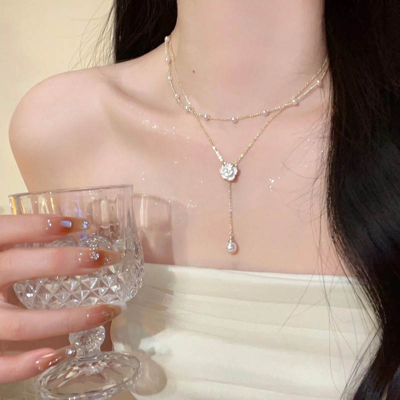Double layer camellia tassel pearl necklace women's niche design clavicle chain light luxury high-end pure desire necklace