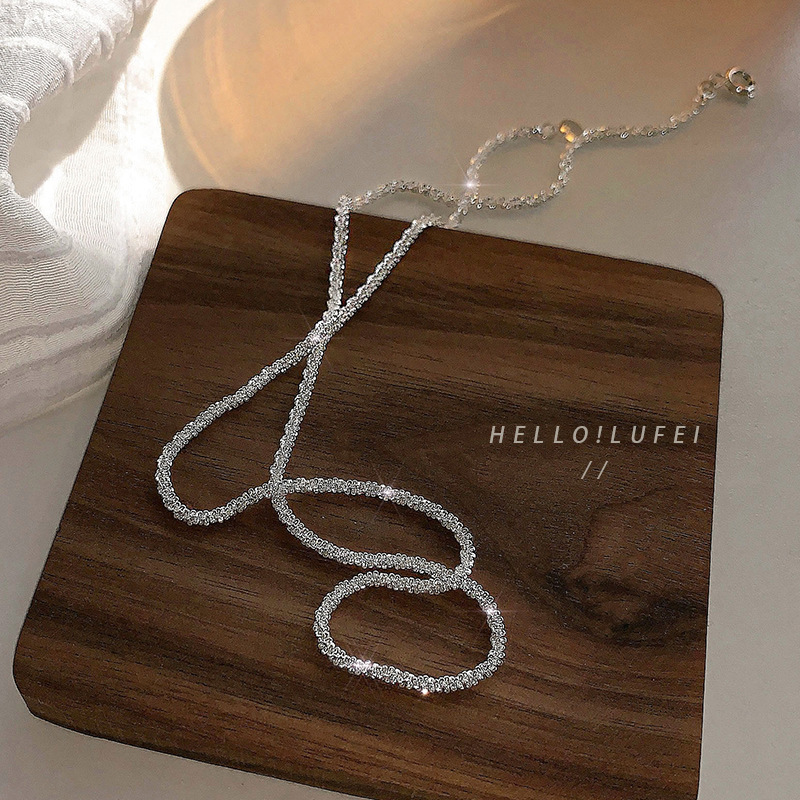 European and American titanium steel simple and versatile necklace, clavicle chain, new female internet celebrity accessories, niche design necklace