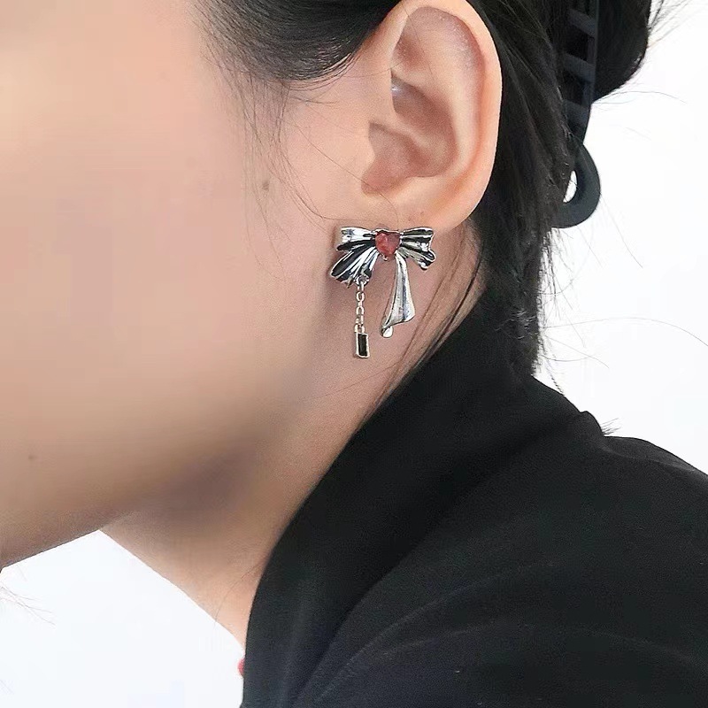 S925 silver needle bow love earrings for women with personality niche high-end design red love earrings for women