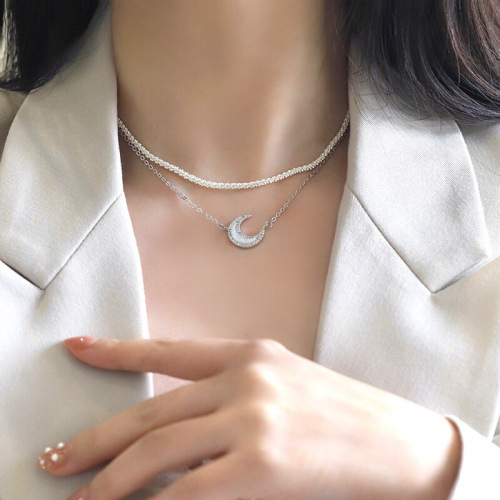 Korean version of the sparkling moon double-layered necklace for women, ins trend niche design, fashionable and gentle temperament