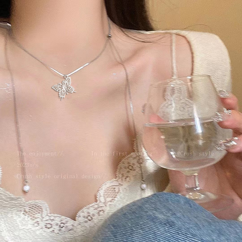 A variety of wearing methods ~ Super fairy butterfly tassel necklace for women, light luxury niche design, high-end clavicle chain necklace
