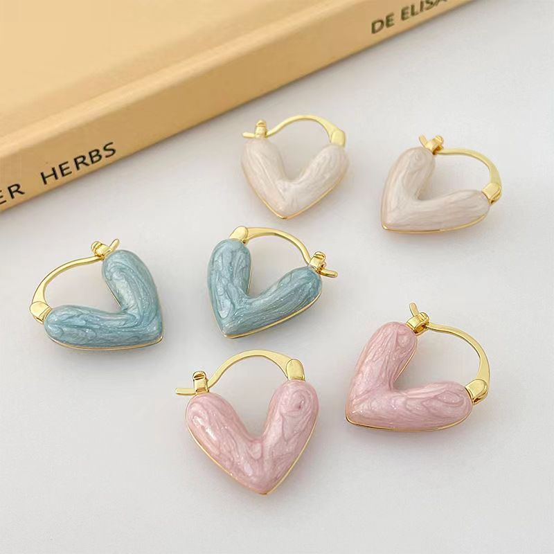 New light luxury niche s925 drop glaze love earrings for women, French high-end niche fashion, exquisite and versatile