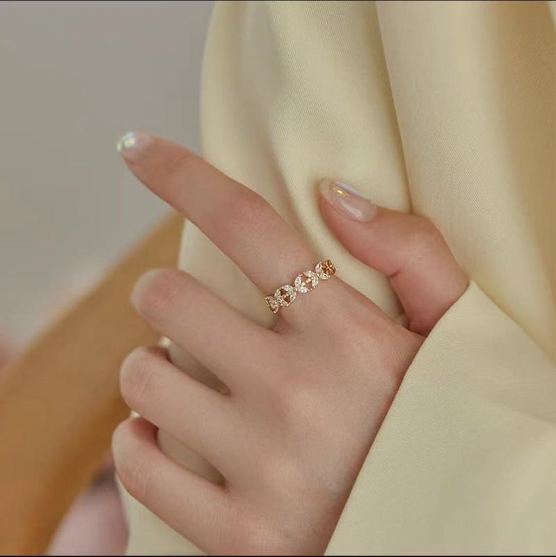 Light luxury diamond small butterfly ring for women, fashionable, versatile, refined, niche design, high-end open ring