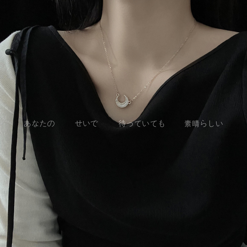 Super fairy zircon moon necklace ins niche design super flash light luxury clavicle chain new trendy women