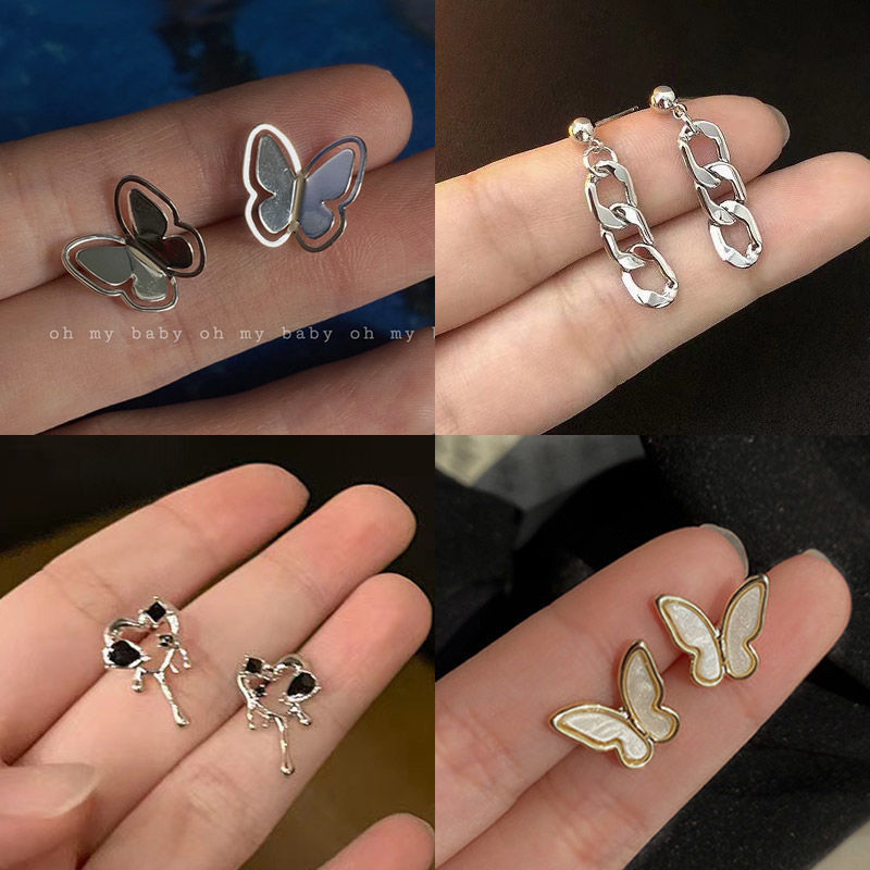 New year's new butterfly earrings female fairy earrings retro Hong Kong style high-end niche elegant ear jewelry