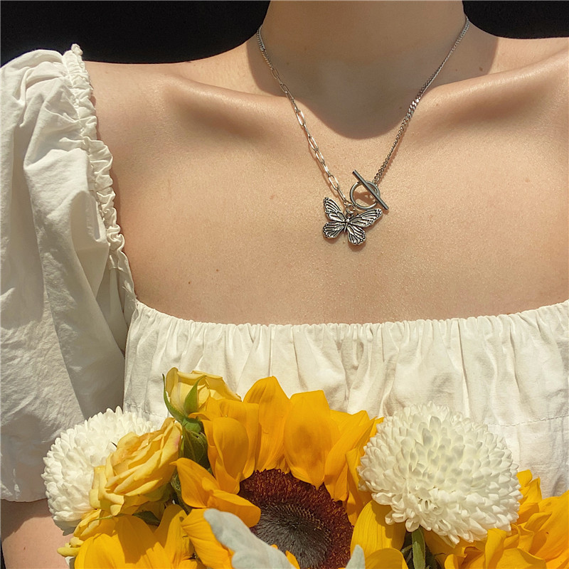 European and American cross-border retro butterfly pendant necklace, feminine temperament, internet celebrity same style popular OT buckle clavicle chain bracelet set