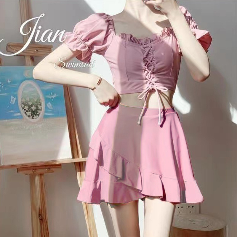 Swimsuit for girls, summer girl, split skirt, two-piece set with flat angles to cover the flesh and look slim, conservative student sleeved hot spring swimwear