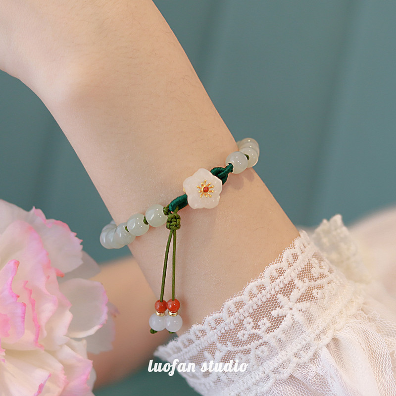 The same jade round bead small peach blossom woven bracelet female niche design student best friend gift round bead bracelet