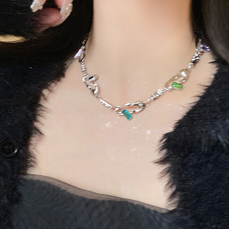 Personalized needle colored zircon splicing necklace for women, light luxury, high-end niche design, clavicle chain, internet celebrity accessories