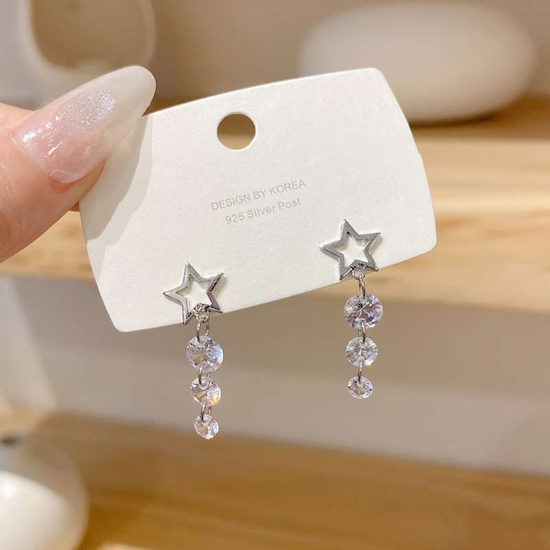 Super fairy zircon tassel star earrings for women, light luxury, dynamic and sweet design, niche Internet celebrity ear jewelry