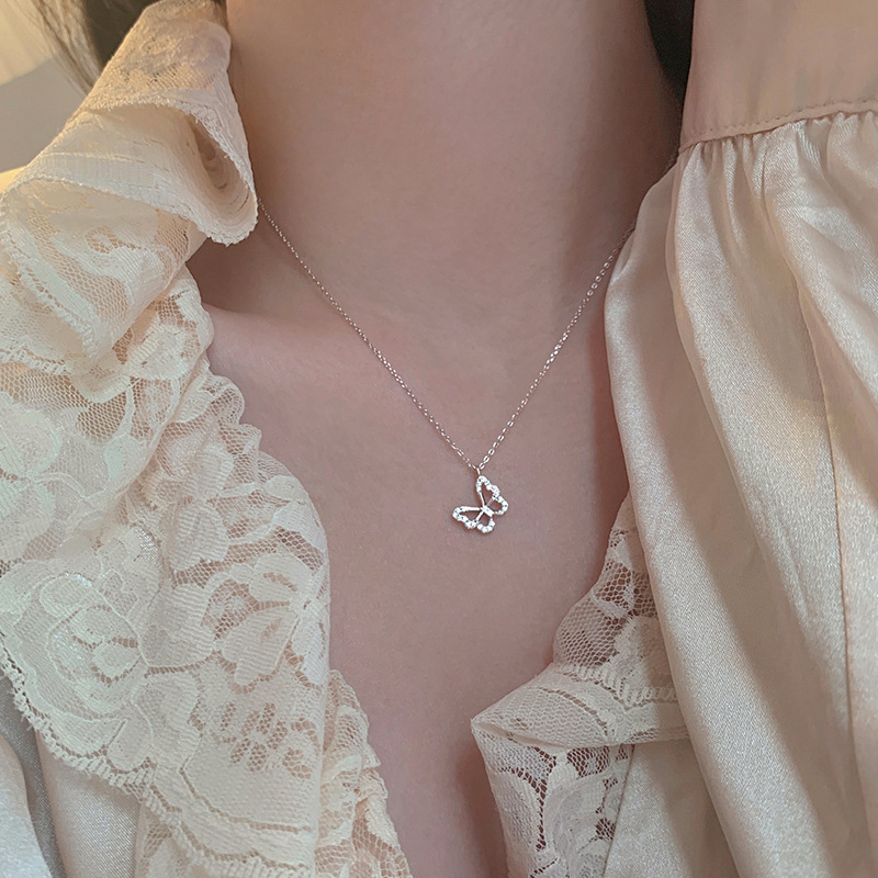 Korean and Japanese style simple flash diamond hollow butterfly necklace female simple design niche internet celebrity ins style clavicle chain