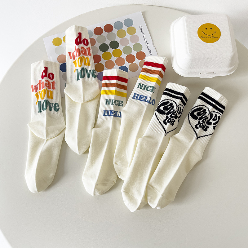 Japanese personalized creative graffiti rainbow socks colorful ins trendy college style white cotton mid-calf socks