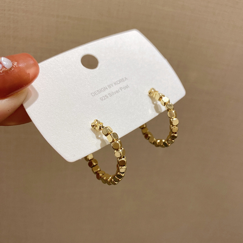 Retro Hong Kong style new trendy metal broken silver earrings ins internet celebrity high-end minimalist style versatile earrings