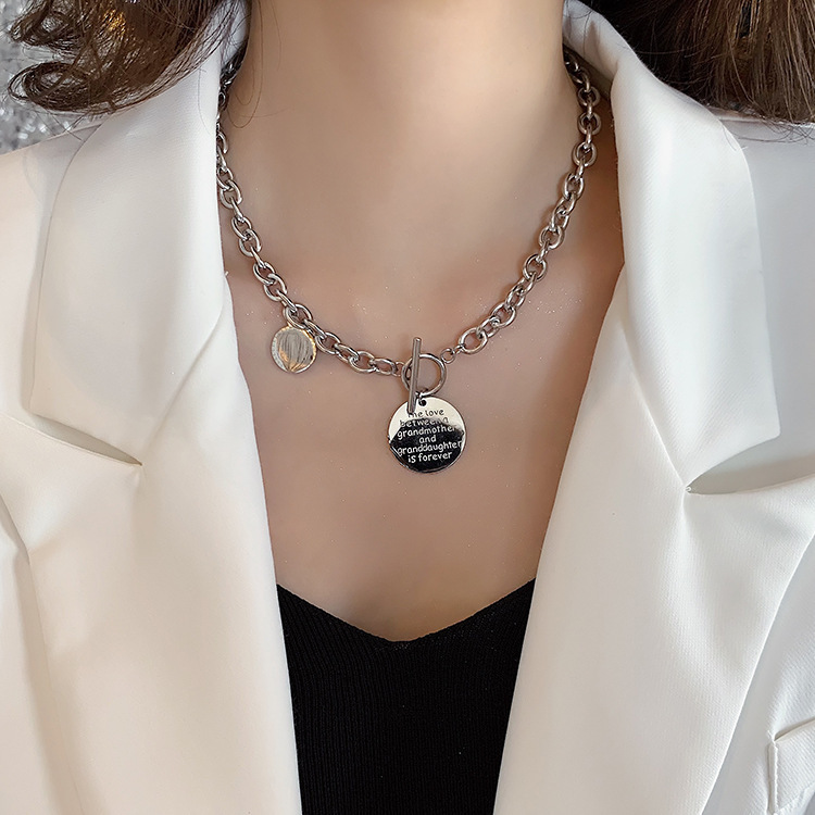 Necklace light luxury niche new style women's trendy hip-hop clavicle chain accessories ins pendant long sweater chain