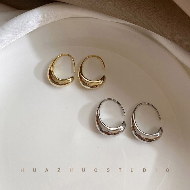 925 silver needle Korean Dongdaemun curved earrings, elegant, high-end and versatile Internet celebrity small C-shaped circle earrings