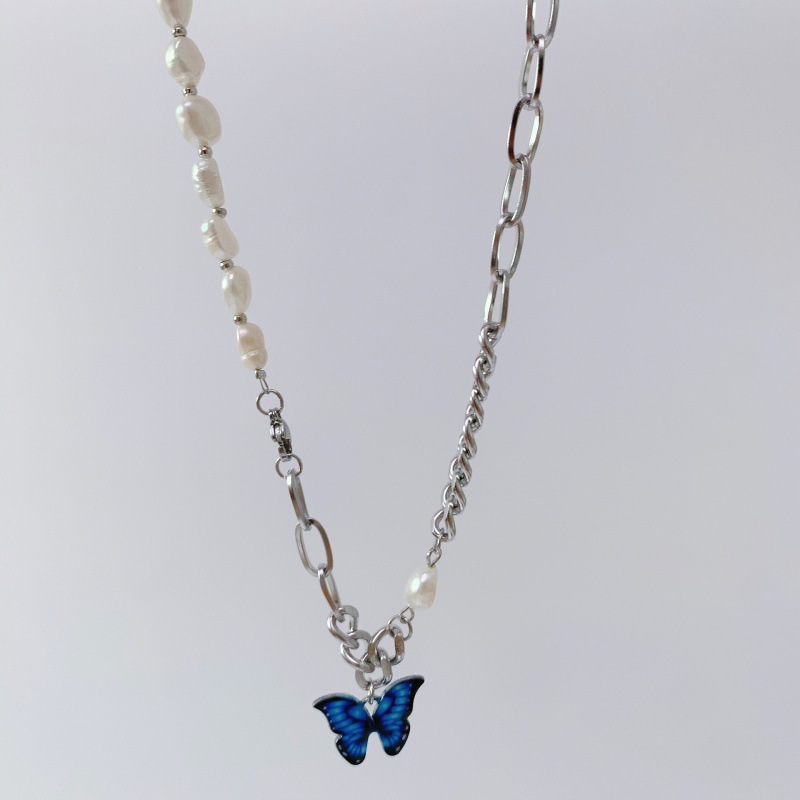Cool Butterfly Necklace ~ Freshwater Pearl Spliced ​​Metal Clavicle Chain New Year’s Style Pure Desire Necklace