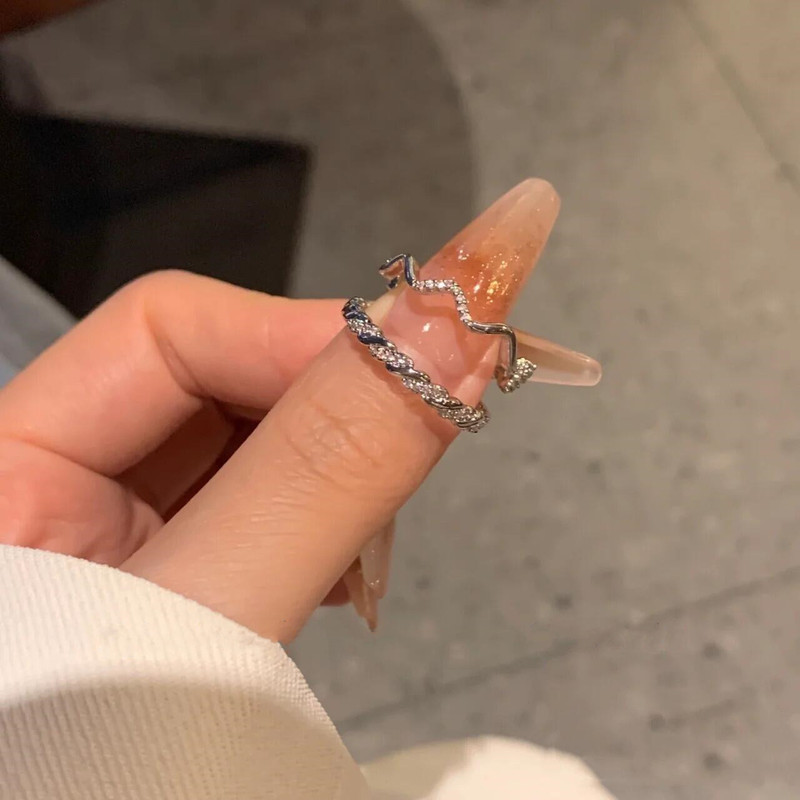 Temperament open ring for women, Korean style niche design, high-end diamond-encrusted, exquisite, cold style, light luxury, adjustable ring