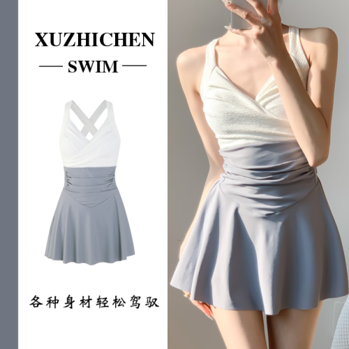 Hot spring belly-covering slim skirt with small breasts gathered and backless strappy one-piece swimsuit with a feminine, conservative, high-end feel and pure lust