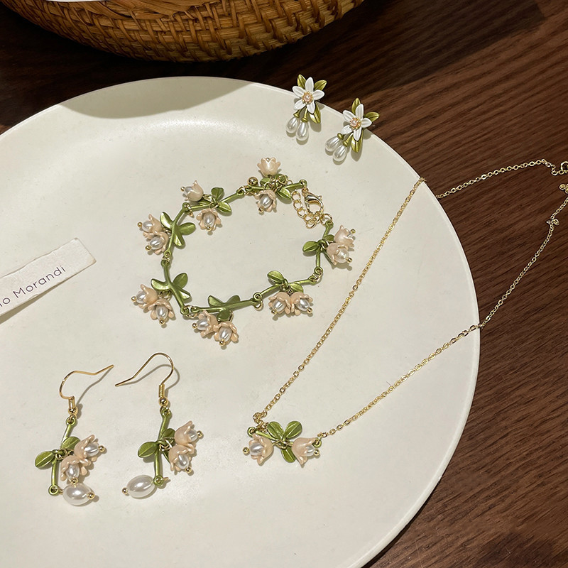 White Lily of the Valley Pearl Earrings Bracelet Necklace ~ Super fairy spring new style earrings girl clavicle chain