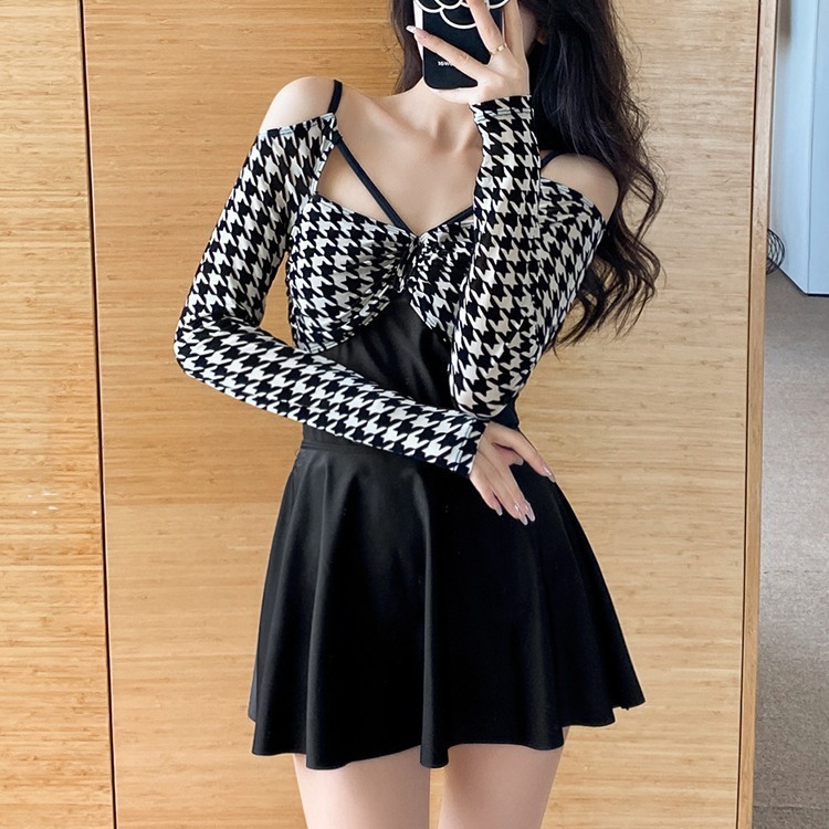 Women's swimsuit skirt-style one-piece two-piece conservative belly-covering slimming sexy back long-sleeved super fairy ins small breasts hot spring