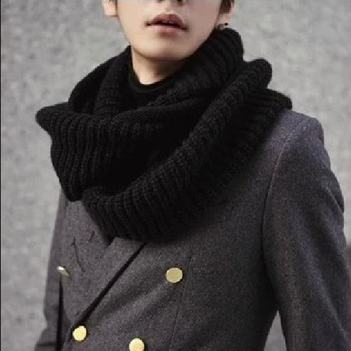 Korean style autumn and winter solid color woolen knitted neck scarf for men and women couples. The scarf can be wrapped twice.