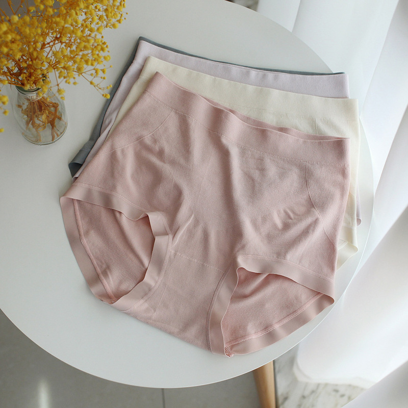 72228 Mid-rise to medium-large size simple, soft and comfortable women's mid-waist briefs