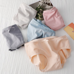 Japanese solid color simple women's underwear pure cotton women's cotton crotch mid-waist student girl briefs wholesale shorts