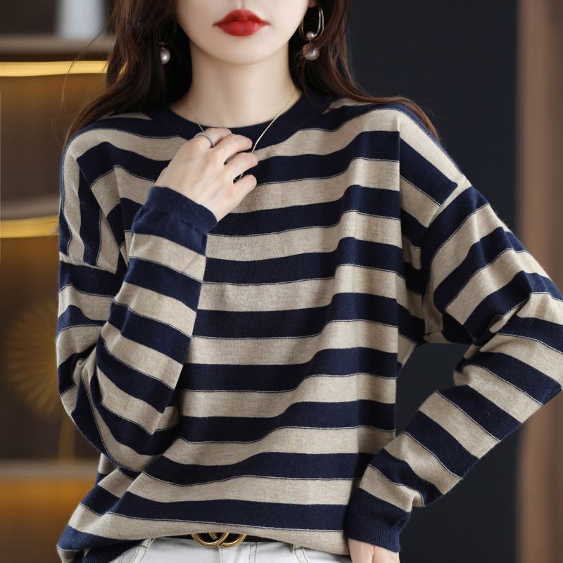 New round neck woolen sweater for women, black and white striped long-sleeved loose sweater, bottoming knitted fleece sweater