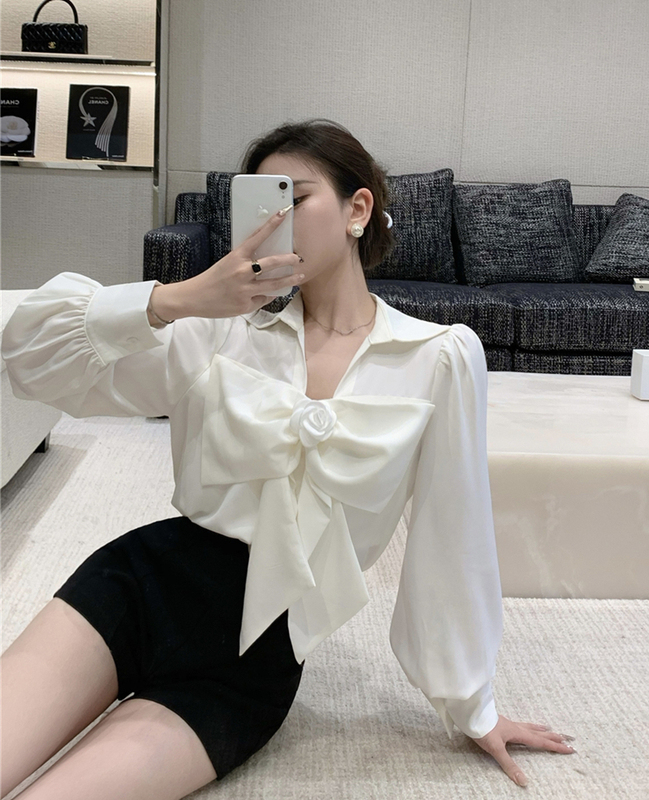 實拍復古港風小眾設計感別致上衣蝴蝶結山茶花白色襯衣女秋
