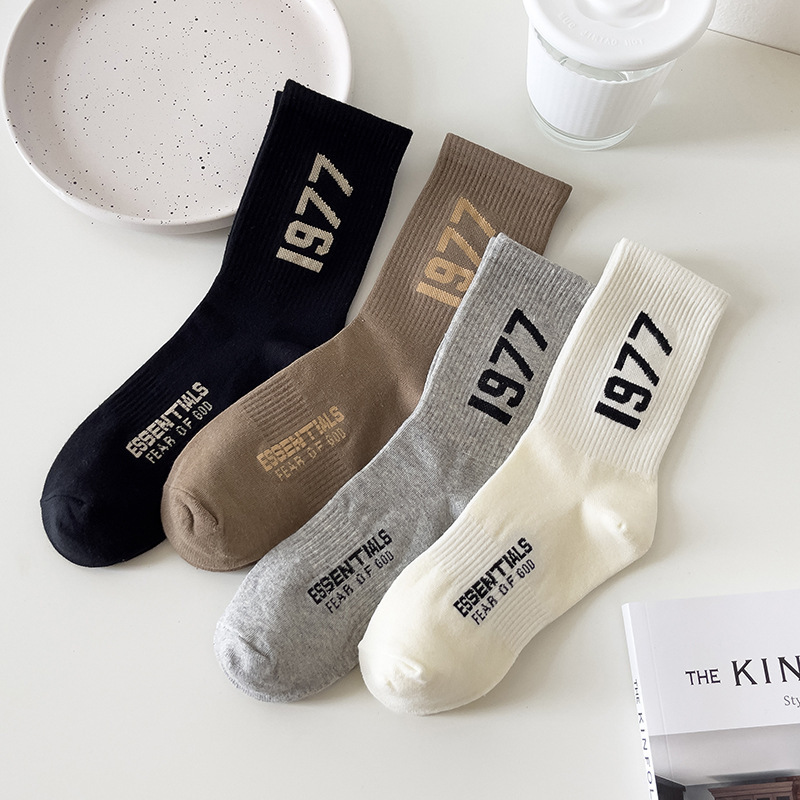 Socks wholesale men's socks trendy brand long cotton socks medium tube 1977 sports ins trendy digital high tube female couple's stockings
