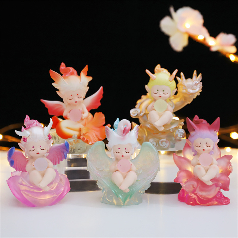 Creative Internet Celebrity Dreaming about Mountains and Seas Spirit Beast Fox Doll Figure Blind Box Gift Resin Crafts Wholesale