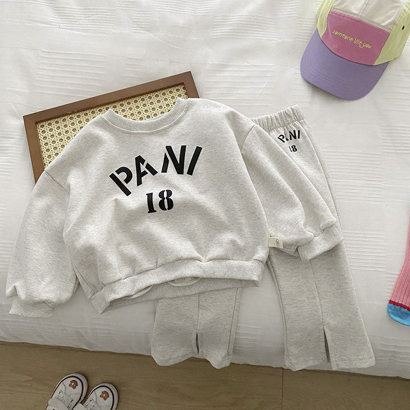 Girls sweatshirt suit spring new baby girl long-sleeved letter printed sweatshirt bell bottoms sports set 2