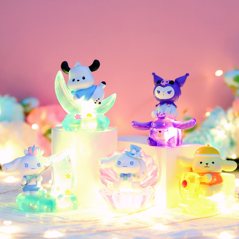 Creative gifts, new cute pets with lights, blind box figures, live streaming, trendy toys, office figures, cute gift ornaments