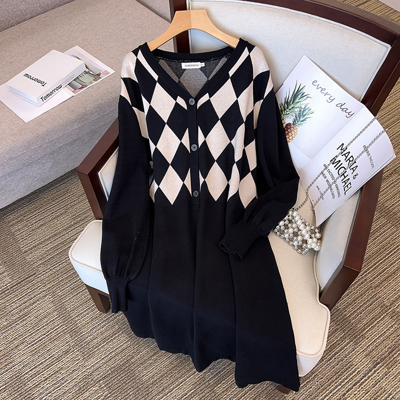 200/350 Jin Large Size Women's Bust 150/160 Loose Long V-neck Sweater Dress 300 Jin 8136