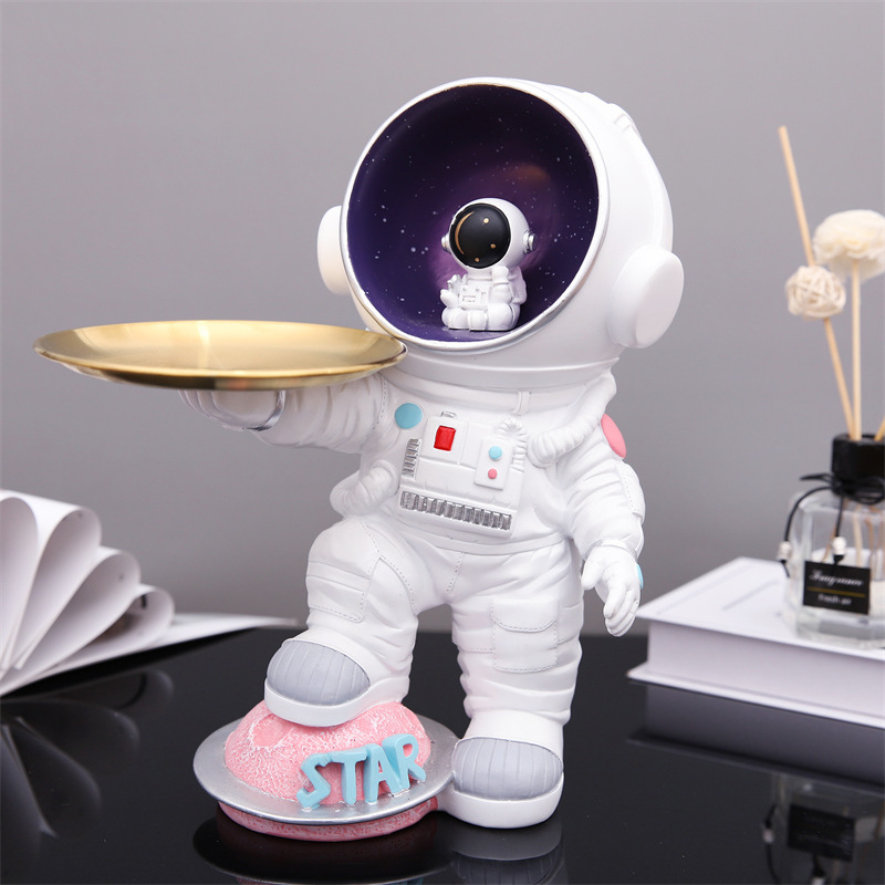 Creative astronaut piggy bank with light ornaments tray living room TV cabinet candy plate decorations