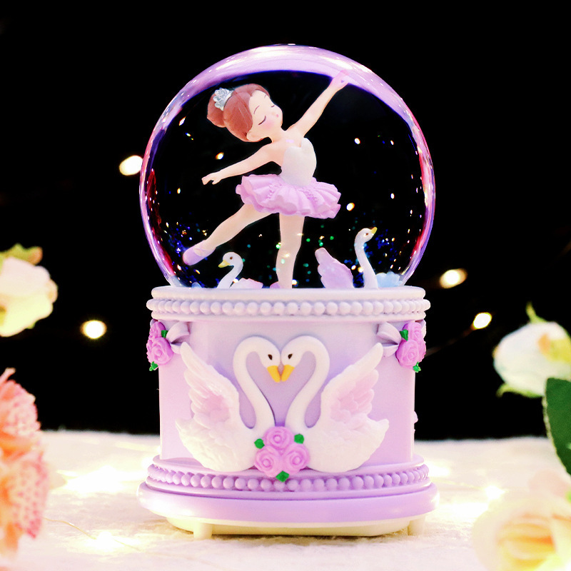New Ballet Girl Dream Crystal Ball Music Box Rotating Snowflakes Bedroom Decoration Water Ball Ornaments Wholesale